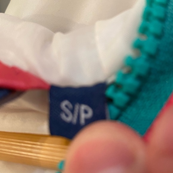 Vintage Fila “F-Box” Women’s Puffer Vest - Picture 4 of 6